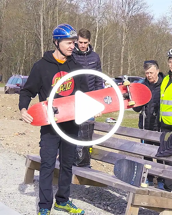 Skateboard för 65 plus i Säters skatepark